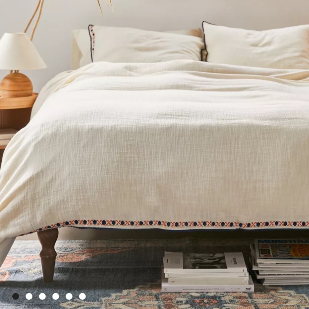 Urban outfitter Olivia Cozy Slub Stitched Duvet Cover and 2 shams